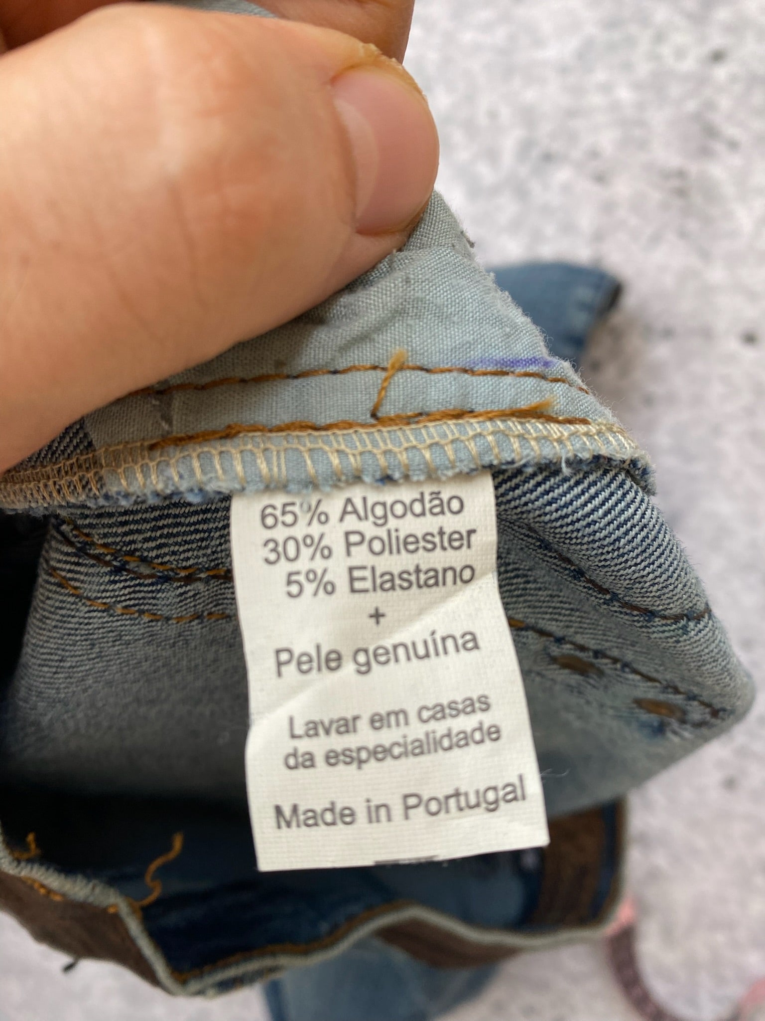 "Made in Portgual" Cowboy Low Waisted Flared Jeans