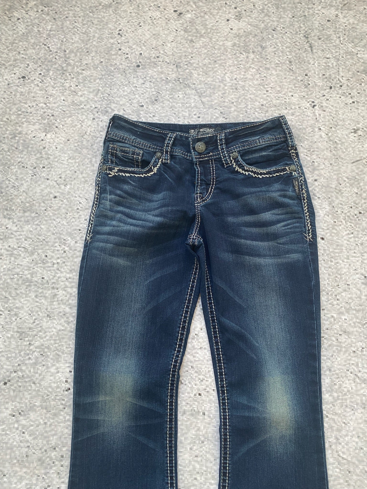 2000s Low Rise Bootcut Suki Silver Woman Jeans