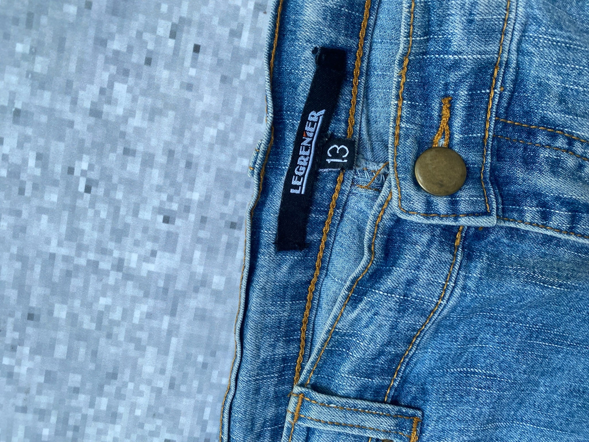 Tuscan style y2k low waisted bootcut jeans