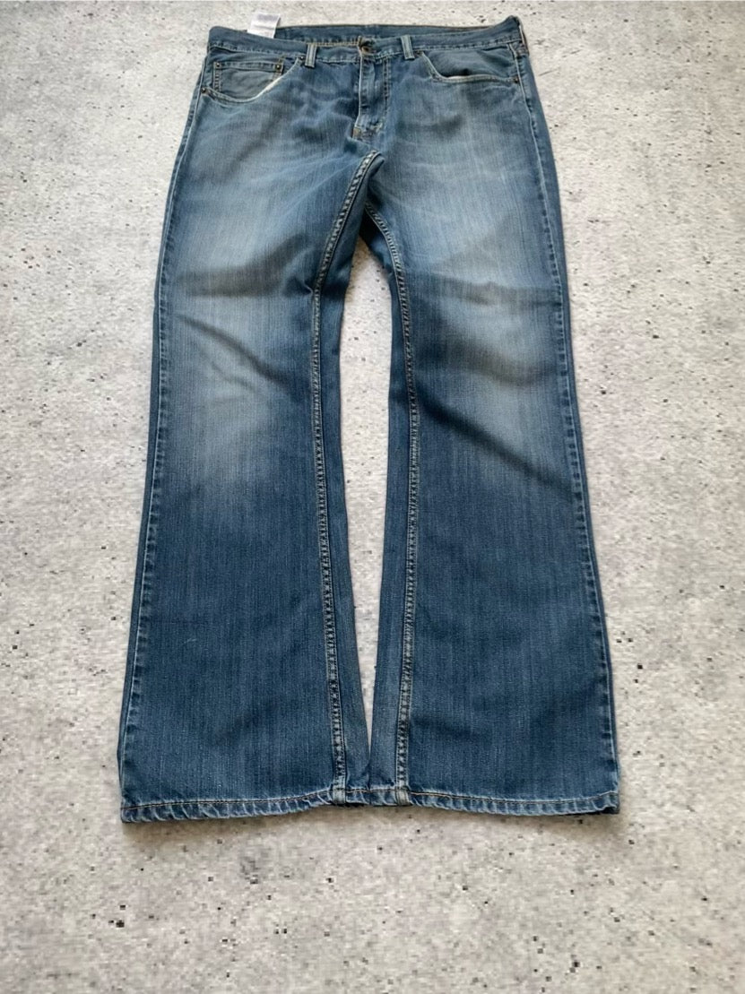 Levis 527 Bootcut Jeans