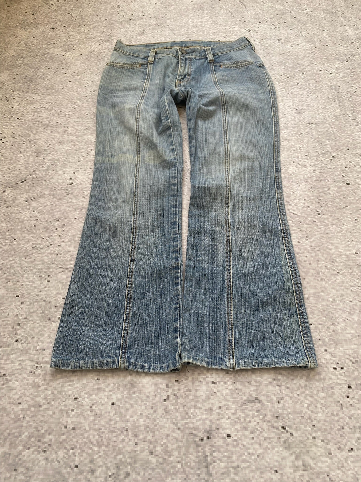Low rise early 2000s GAP Bootcut Jeans