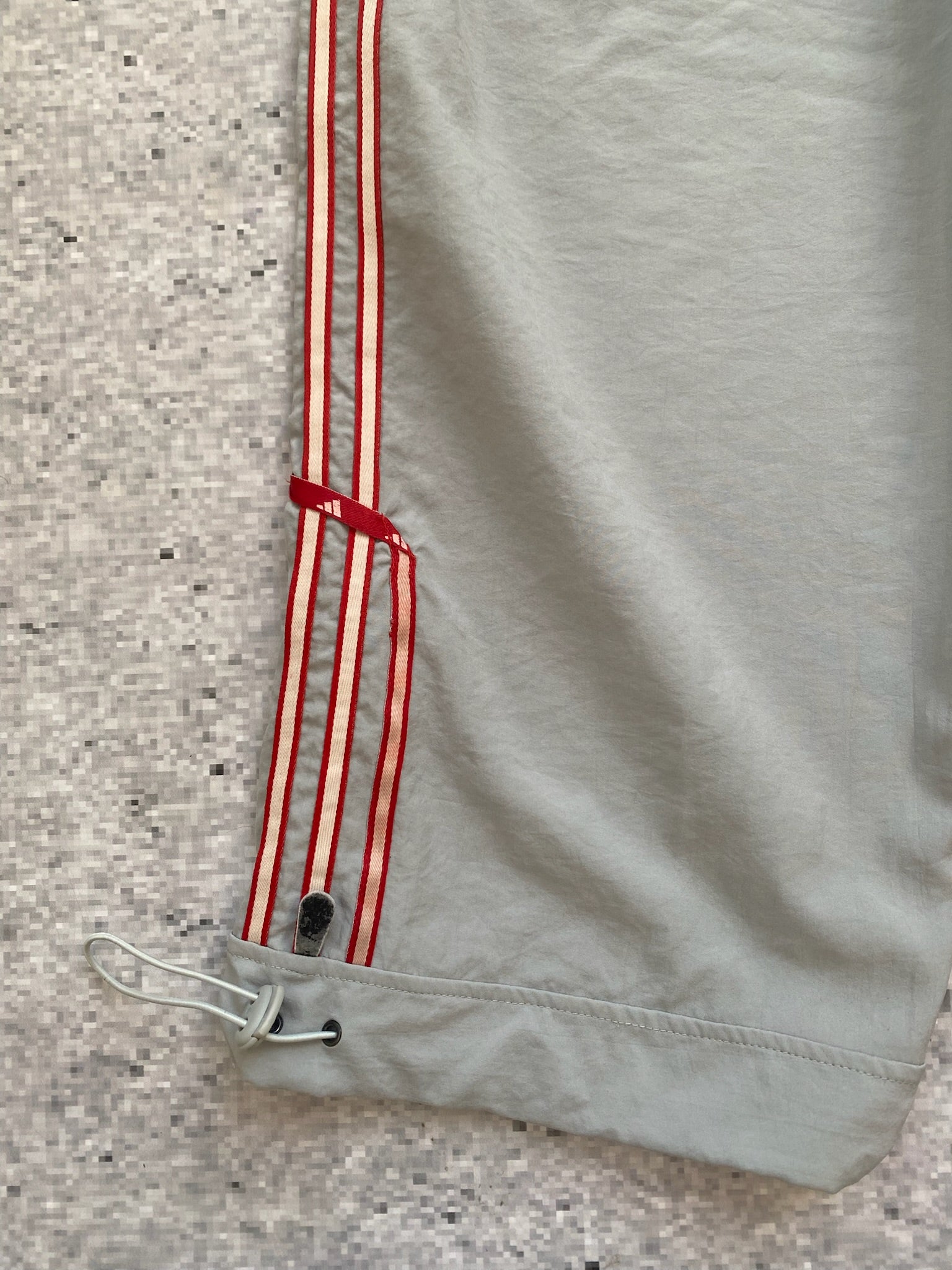 2000s Adidas Gray Capri/Long Shorts