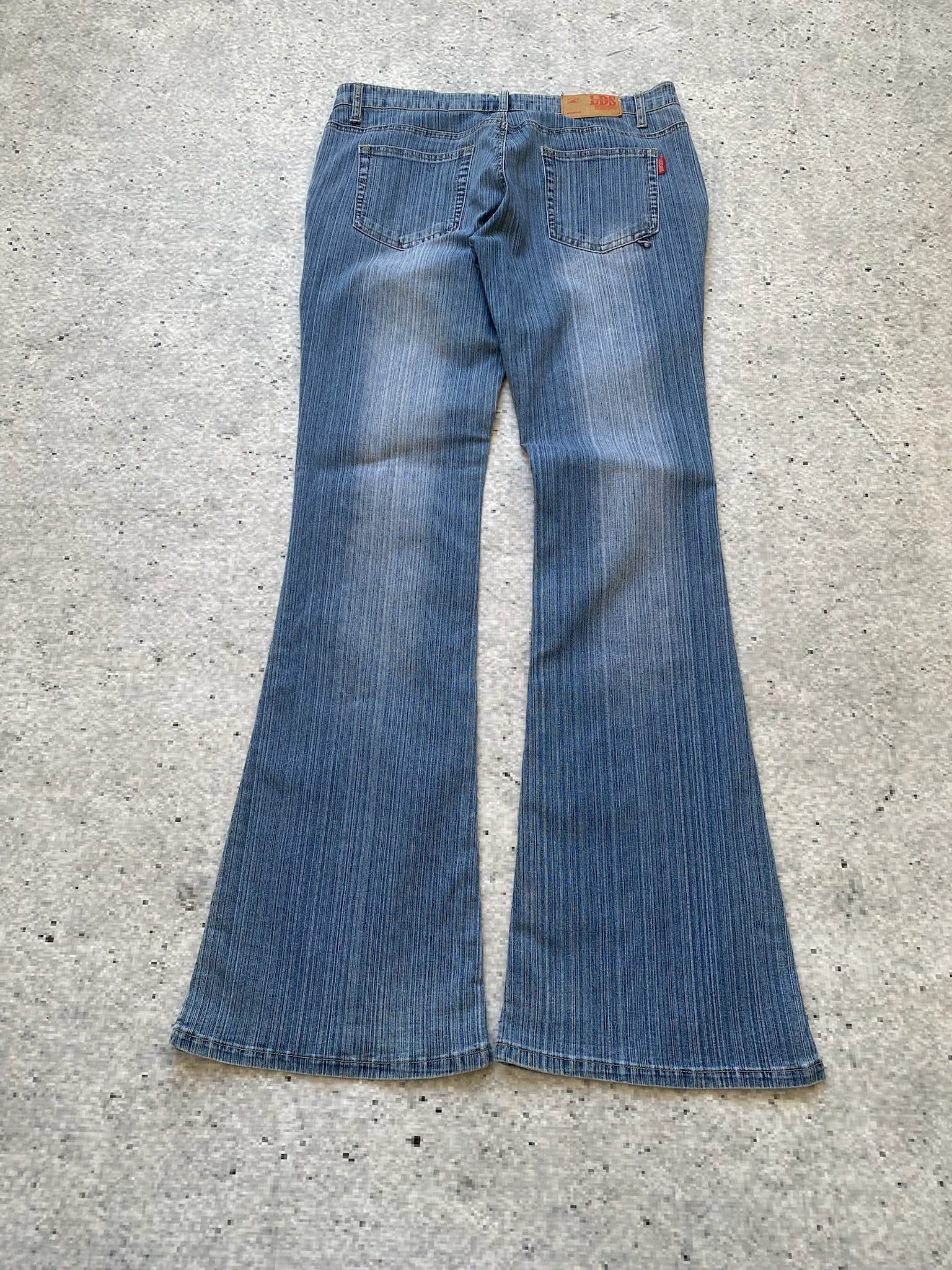 stretchy Low Waisted Flared Jeans