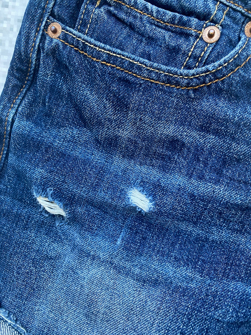 2000s American Eagle folded Shorts