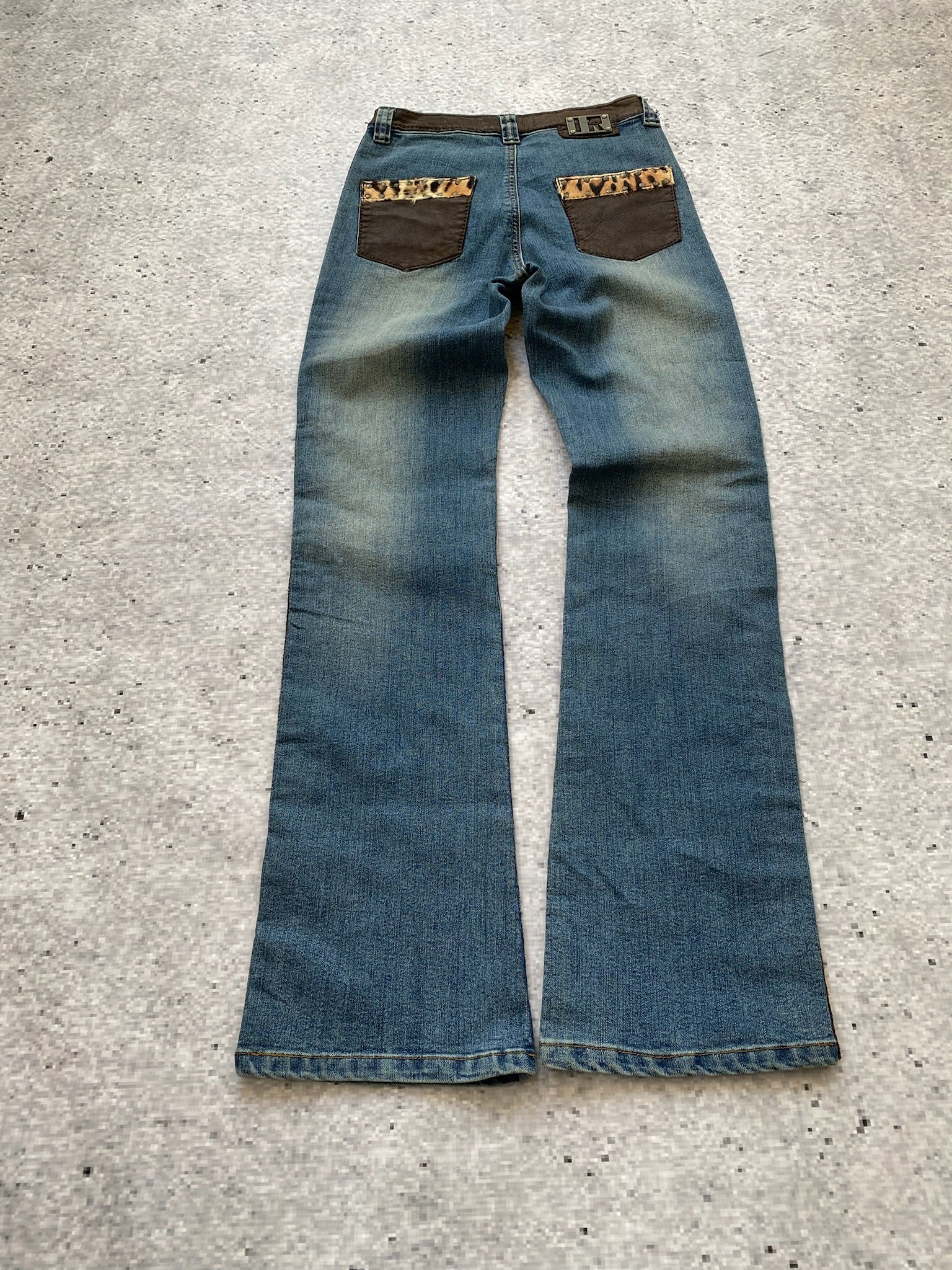 "Made in Portgual" Cowboy Low Waisted Flared Jeans