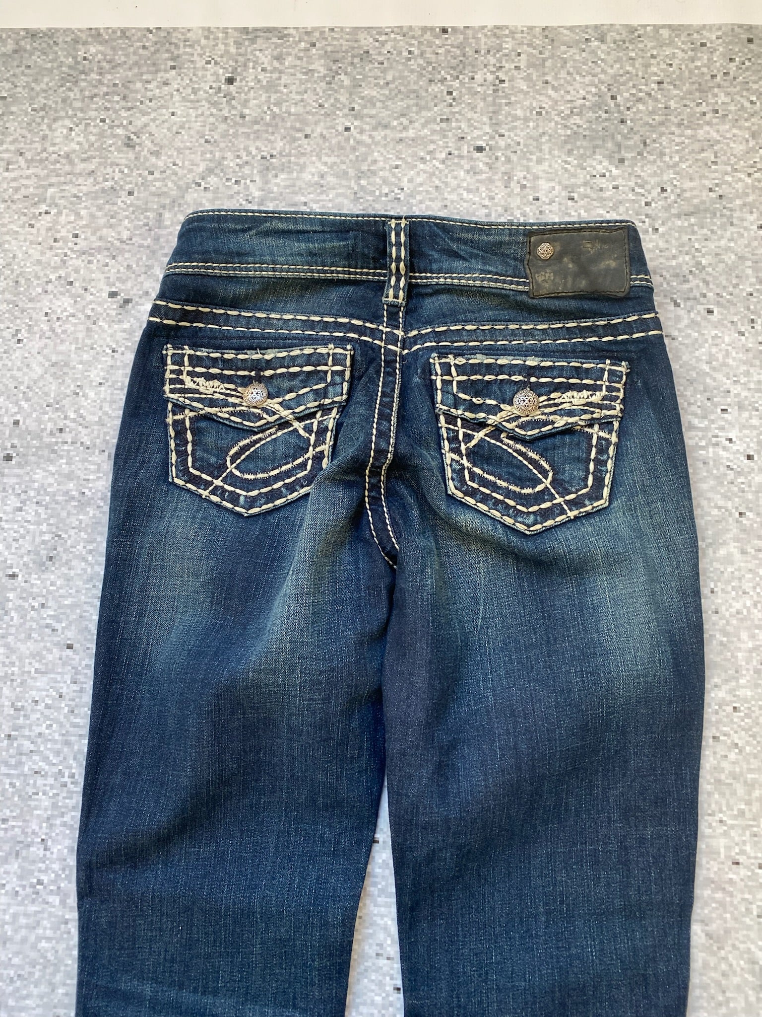Silver Jeans Suki Straight Leg Low Rise Jeans