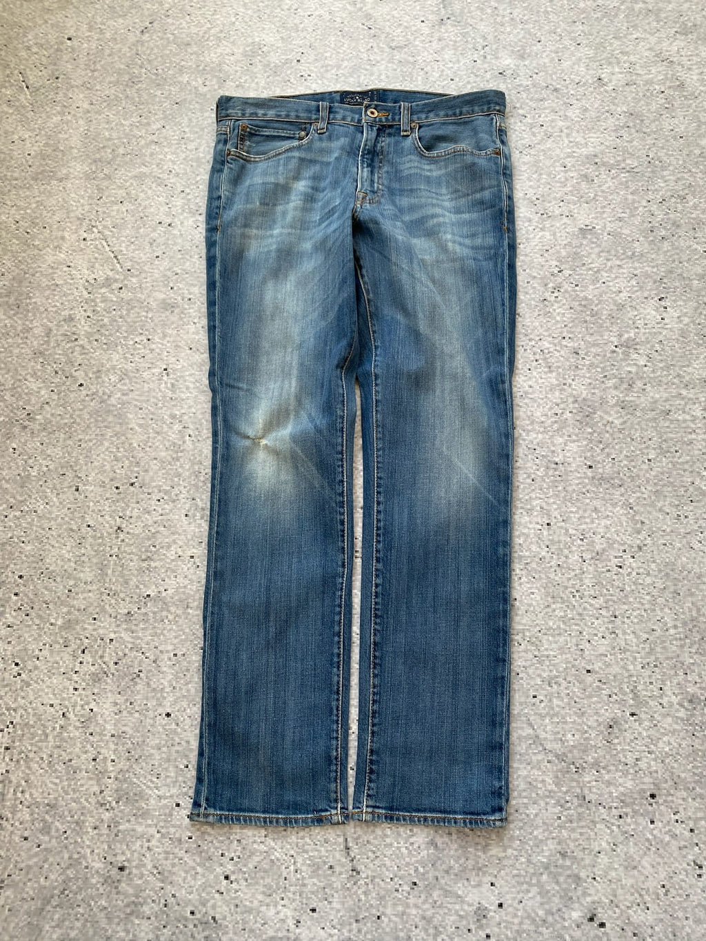 Lucky Brand Heritage Slim Jeans - 32US