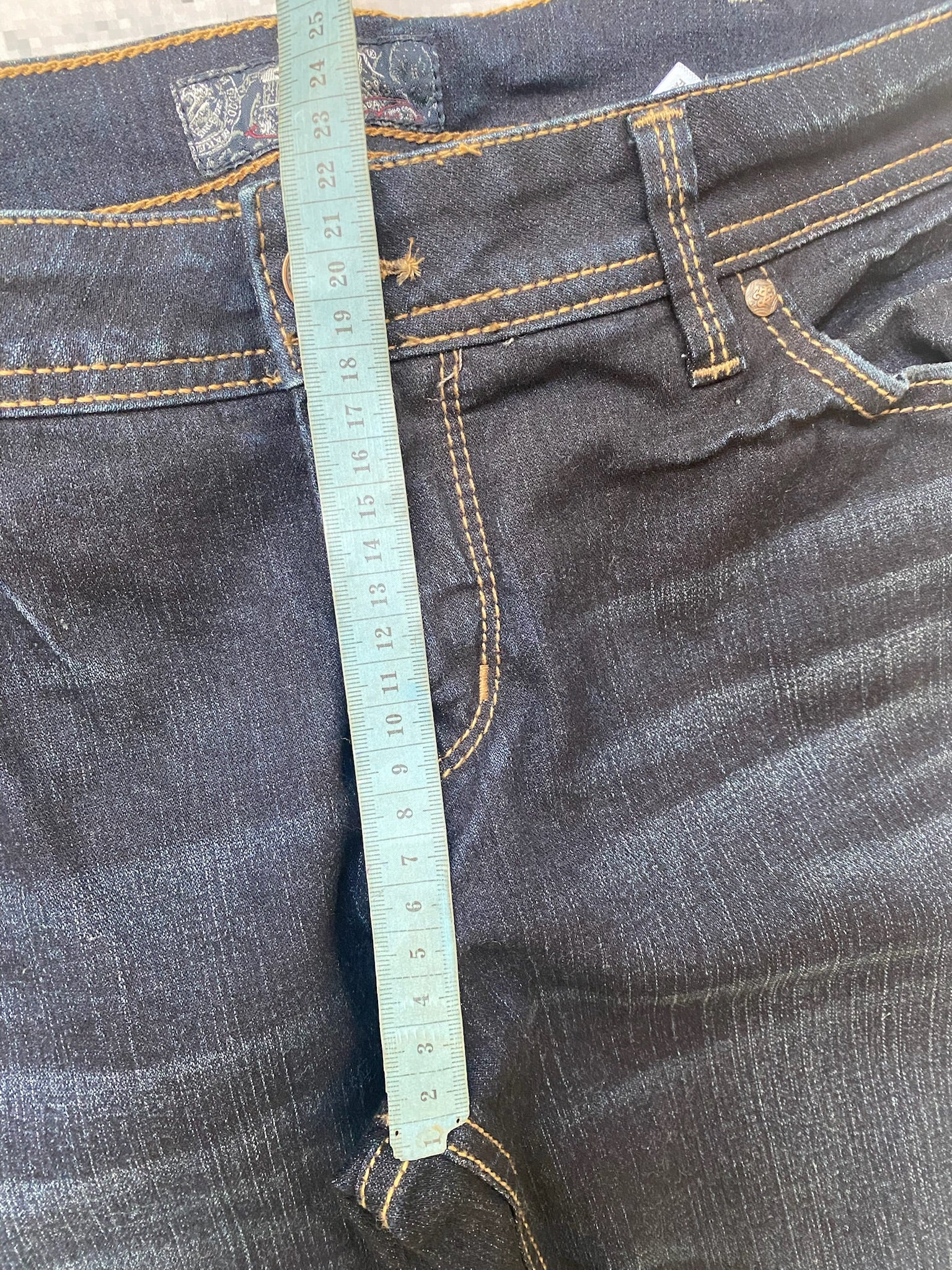 Silver Jeans  Aiko Low Waisted Straight Leg