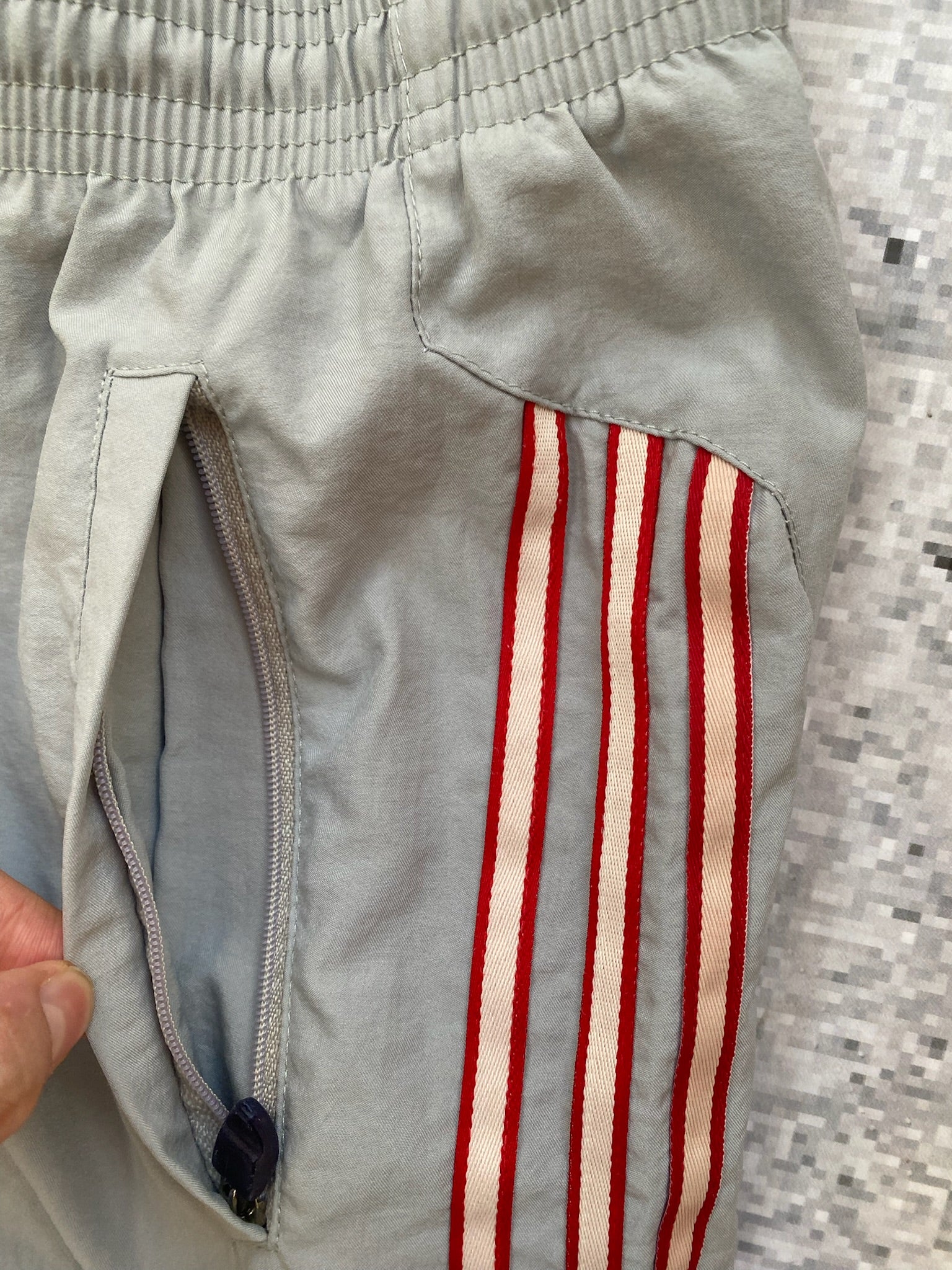 2000s Adidas Gray Capri/Long Shorts