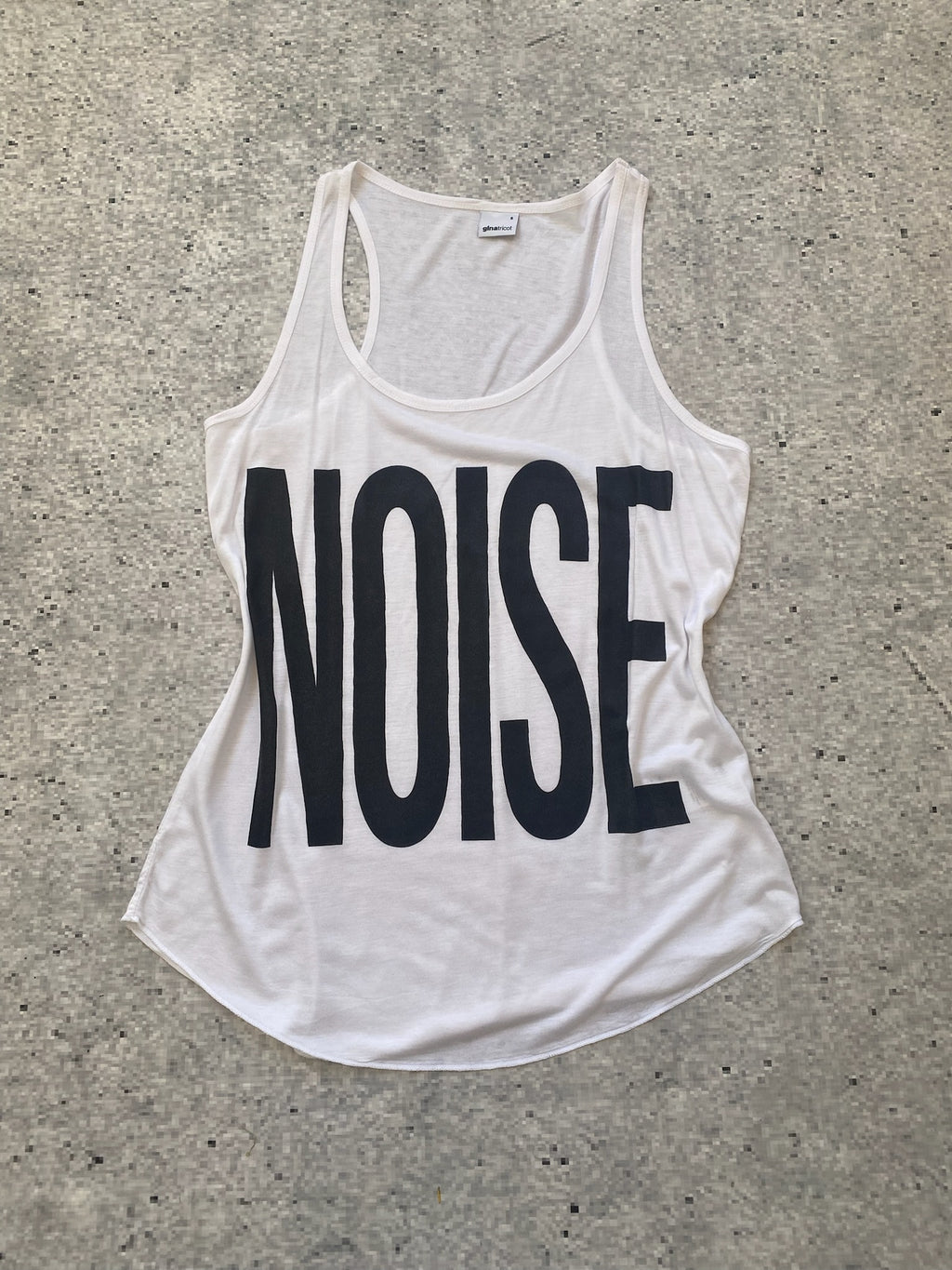 NOISE Tank Top