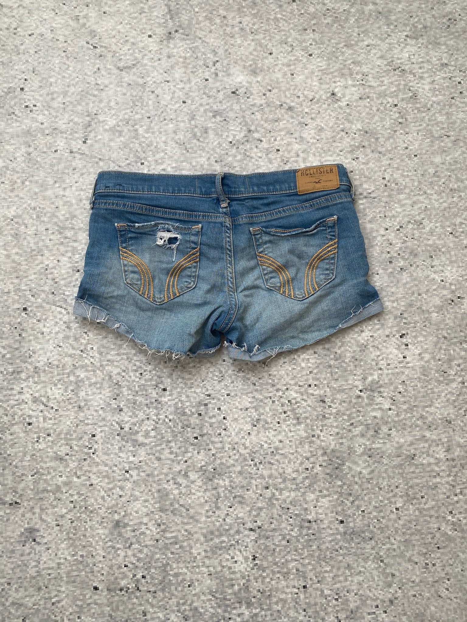 2000s Folded Low Rise Hollister Microshorts Hollister