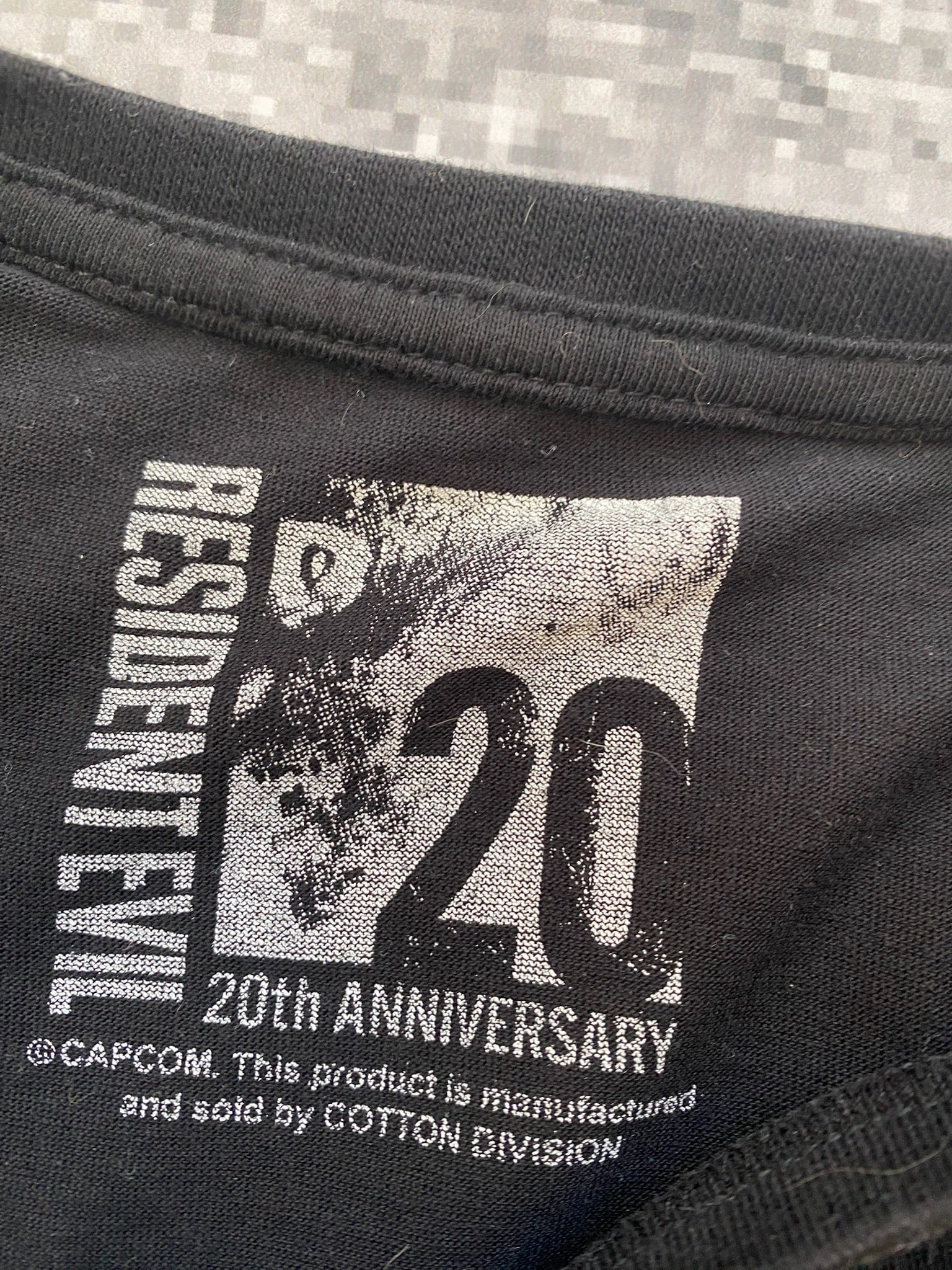 Resident Evil 20th Annivesary Hunk T-Shirt