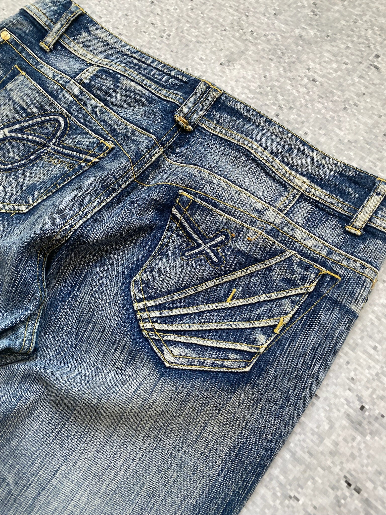 Akademiks Men Jeans Bootcut