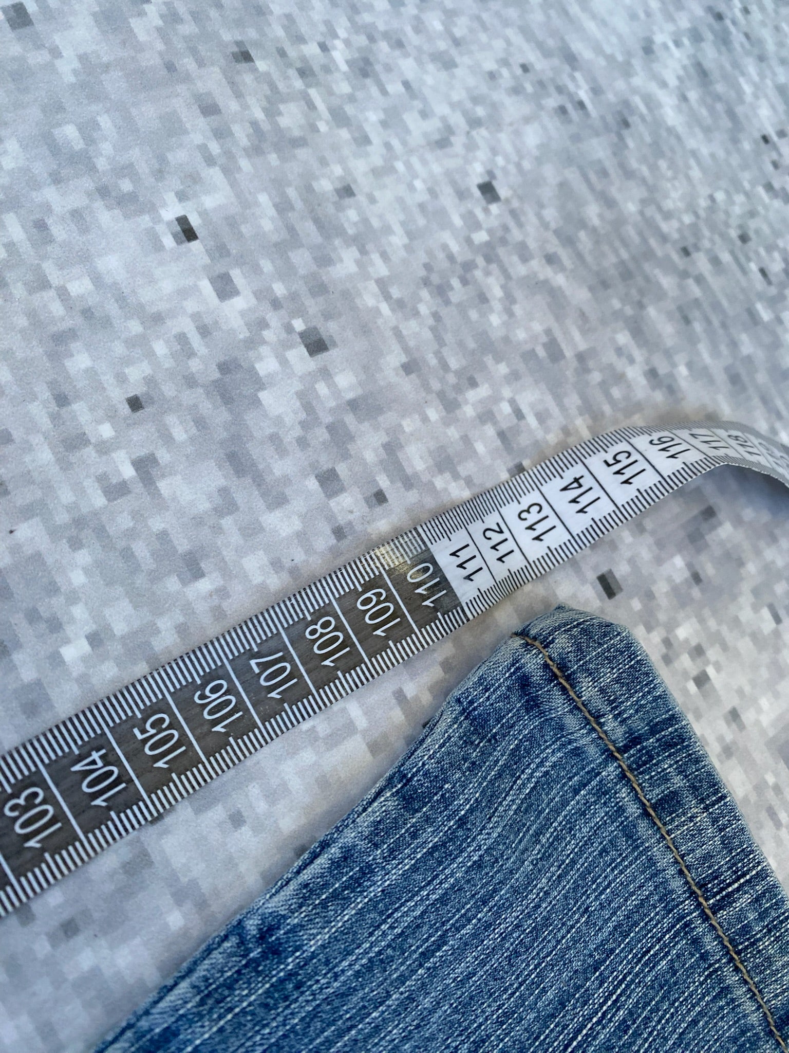 stretchy Low Waisted Flared Jeans