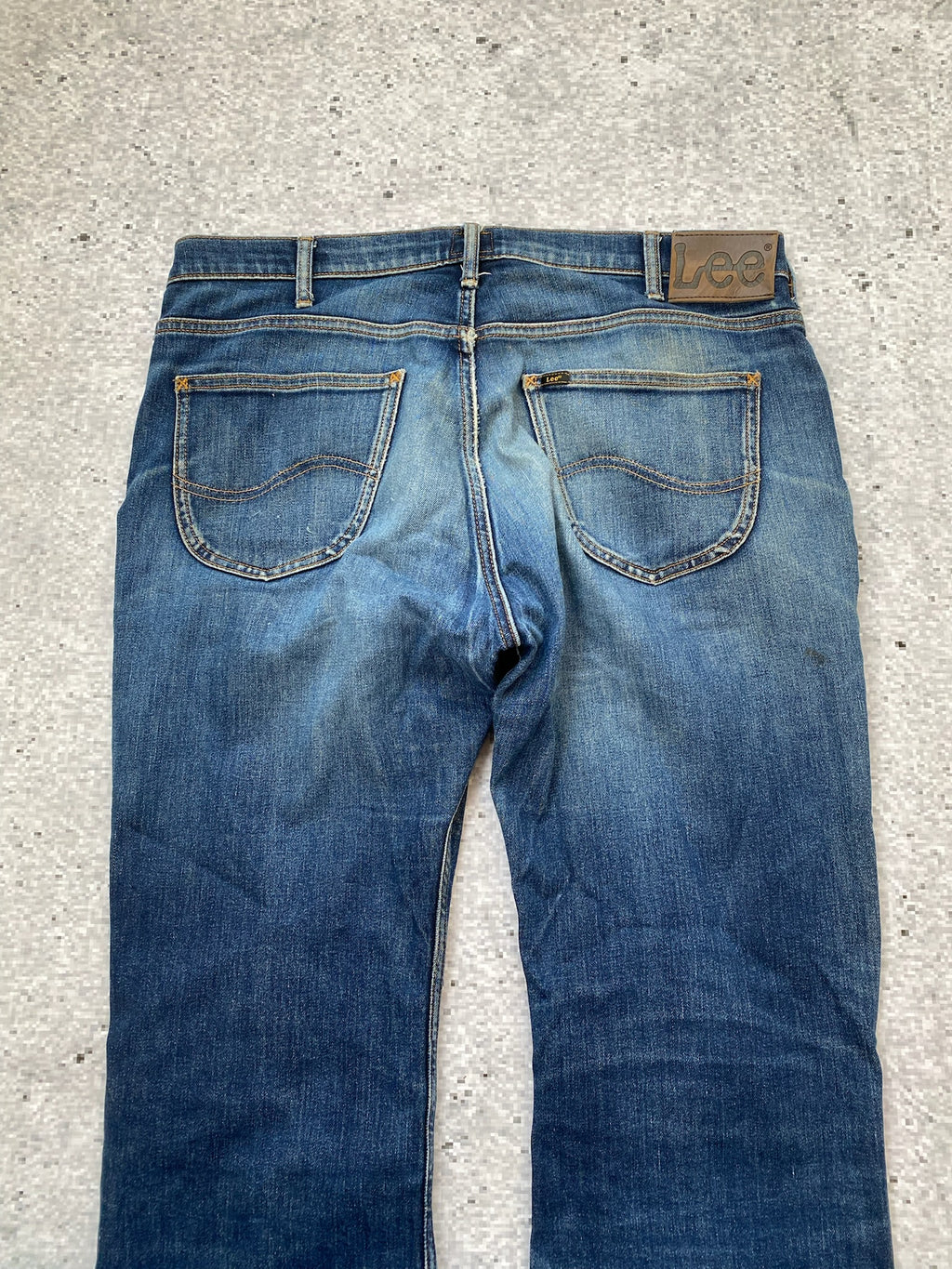 2000s Lee DENVER distressed stretchy bootcut jeans