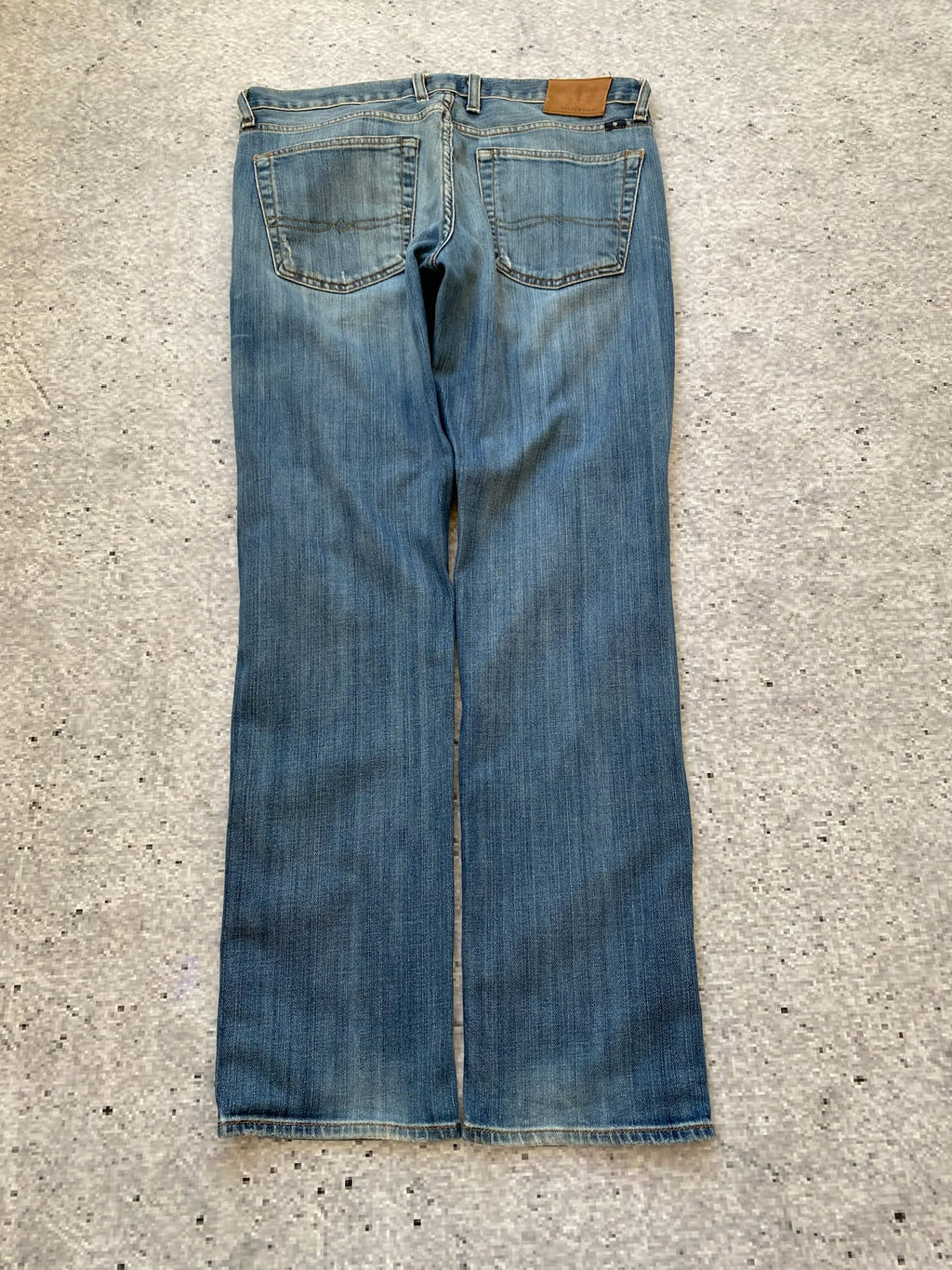 Lucky Brand Heritage Slim Jeans - 32US