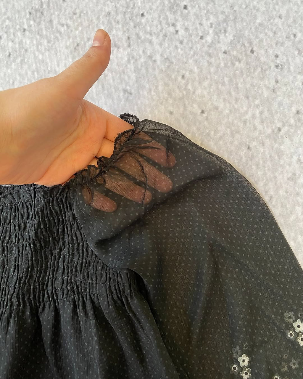 2010s Flowy Off-Shoulders Mesh Top  ⚡️ — image 2