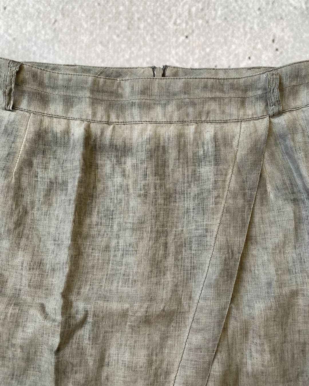 Grungy Distressed Looking Skirt  ⚡️ — image 3