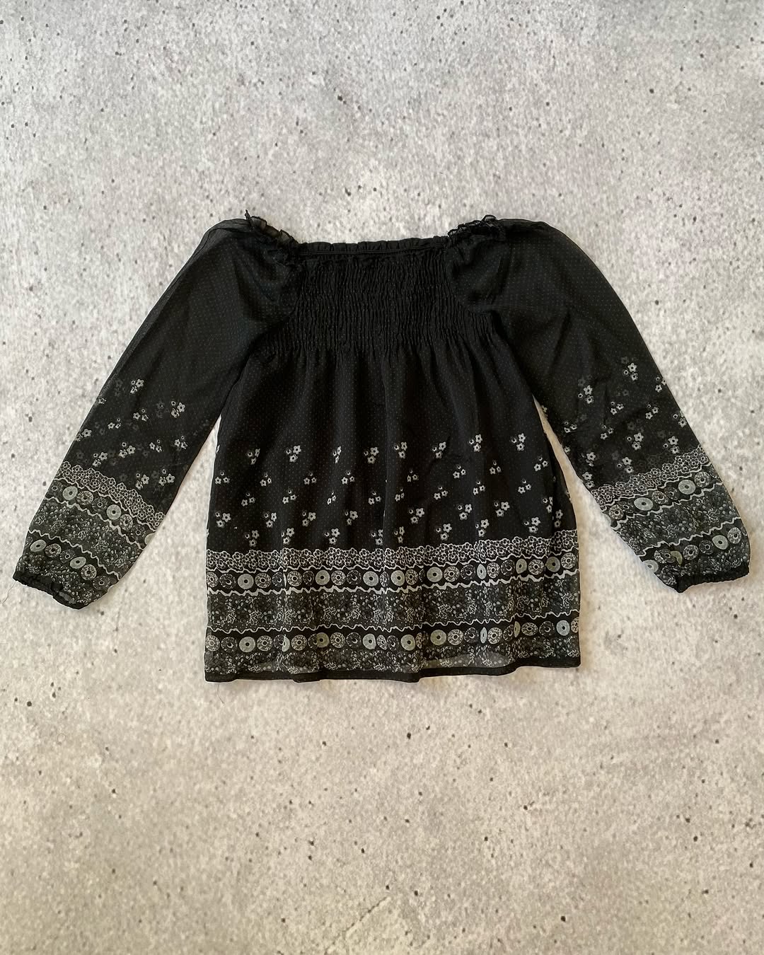 2010s Flowy Off-Shoulders Mesh Top for 13$ ⚡️
