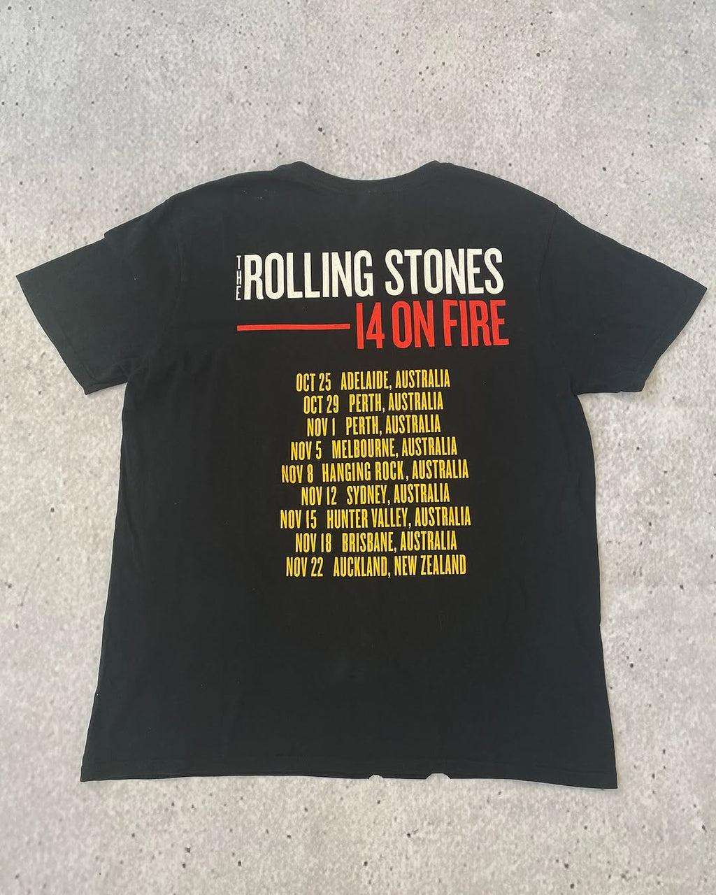 2014 The Rolling Stones Merch Tee  ⚡️ — image 2