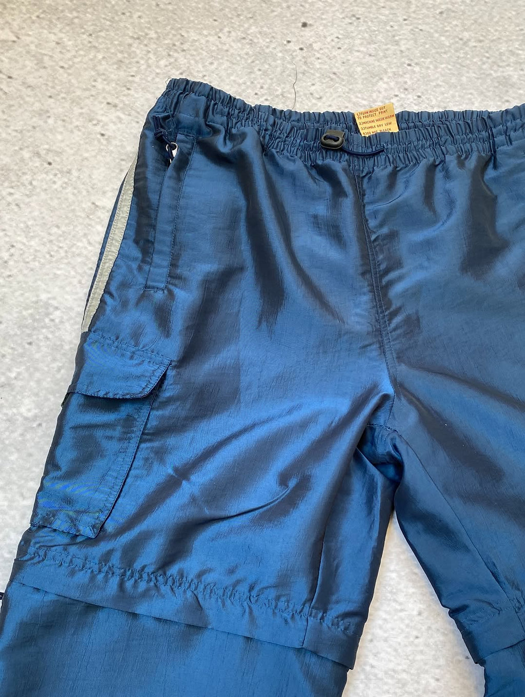 Available Ecko Y2k Transformable Pants/Shorts w/ adjustable — image 2