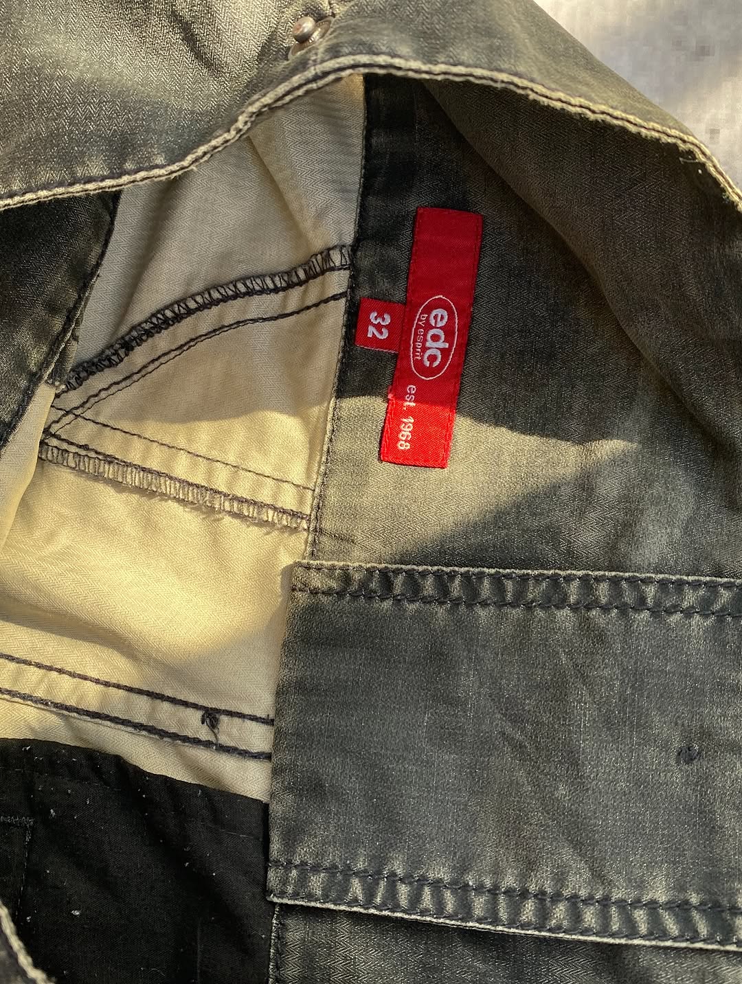 Available Extremely Kunty Grunge Y2k Transformable Capris fo — image 4