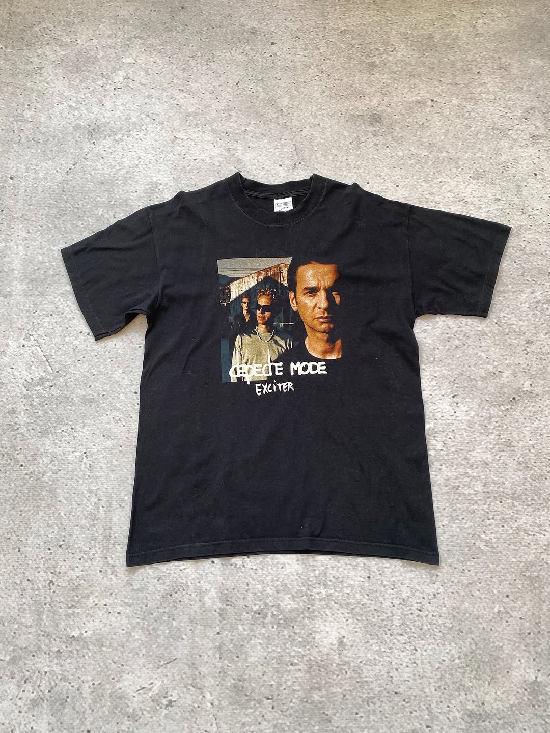 Depeche Mode 2001 Tour Merch Tee for 32$ ⚡️