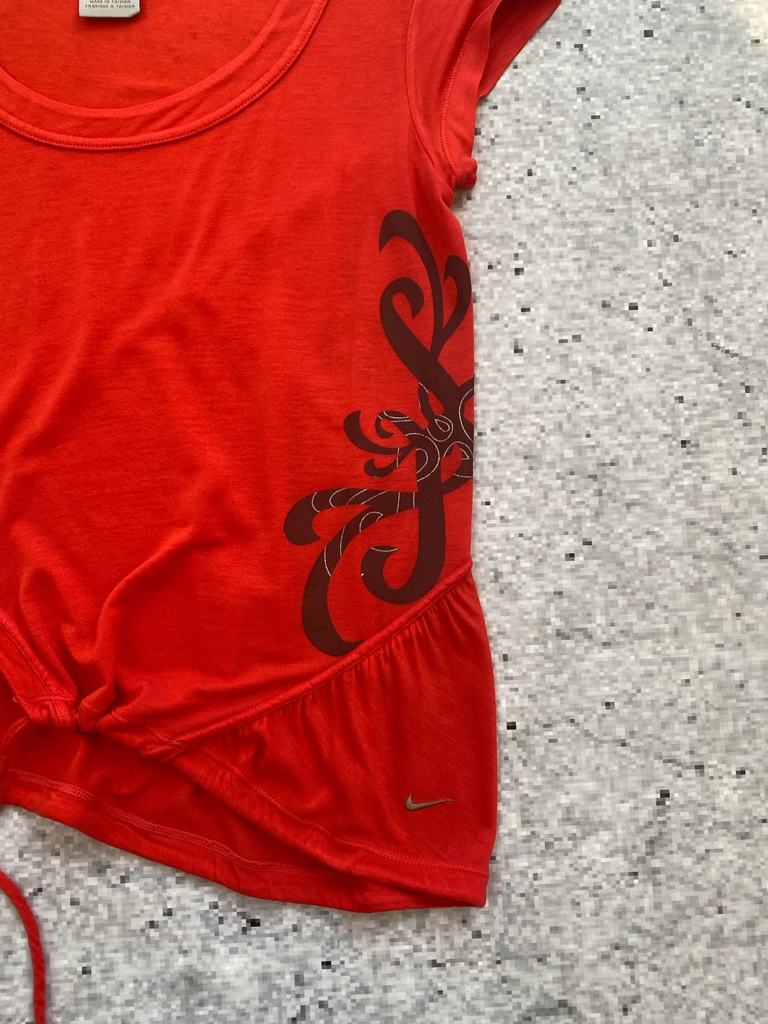 2000s Nike Red Top