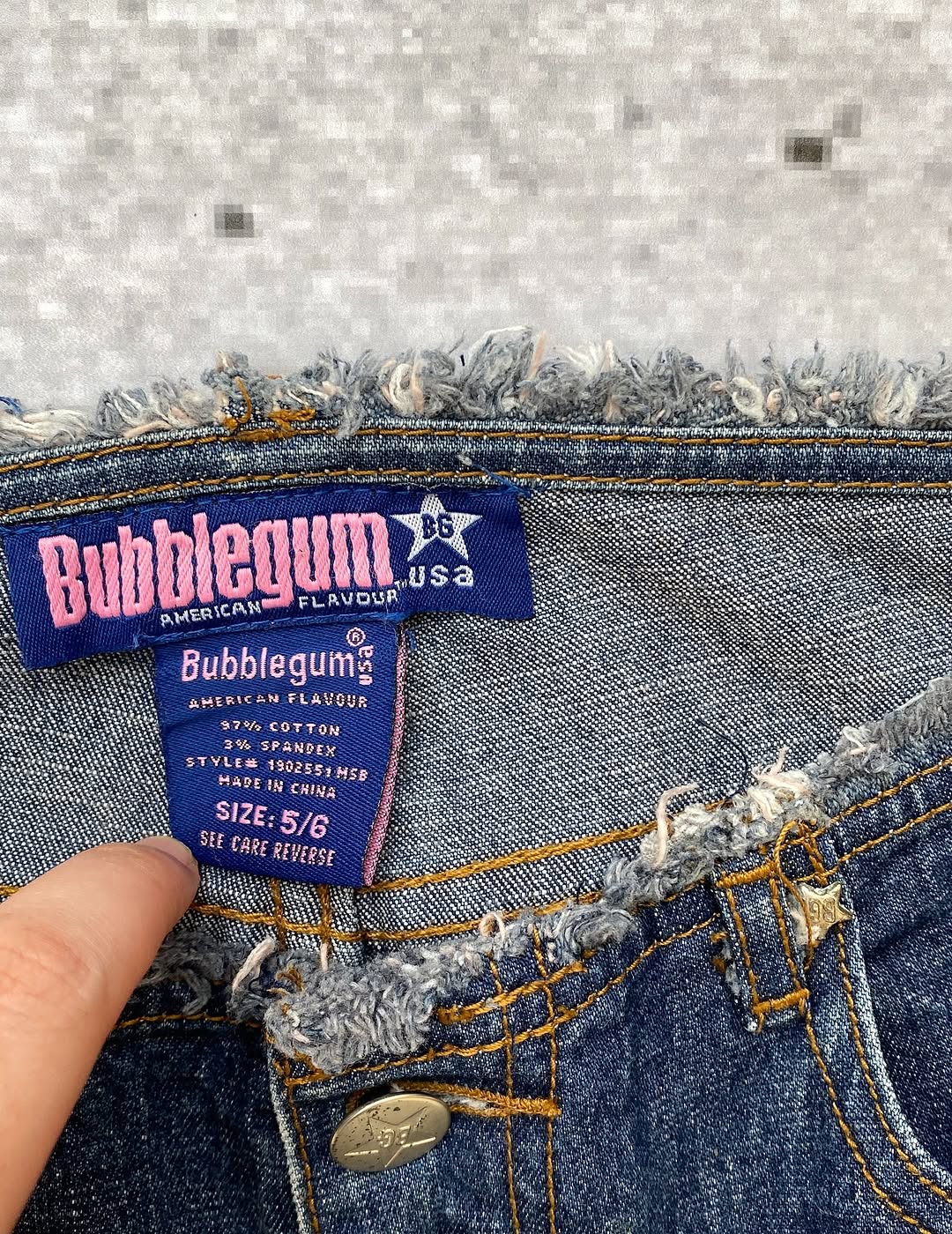 Amazing Bubblegum Low-Waist Jeans — image 3