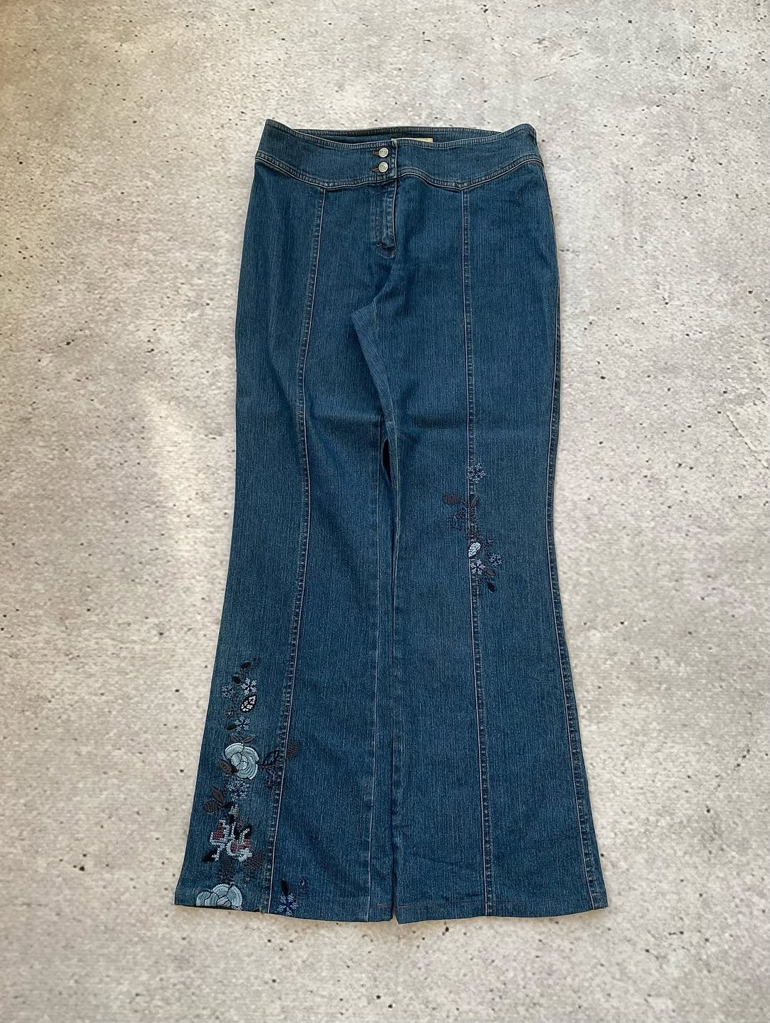 High Waist Y2k Embroidered Jeans For The Girlies With Thin W