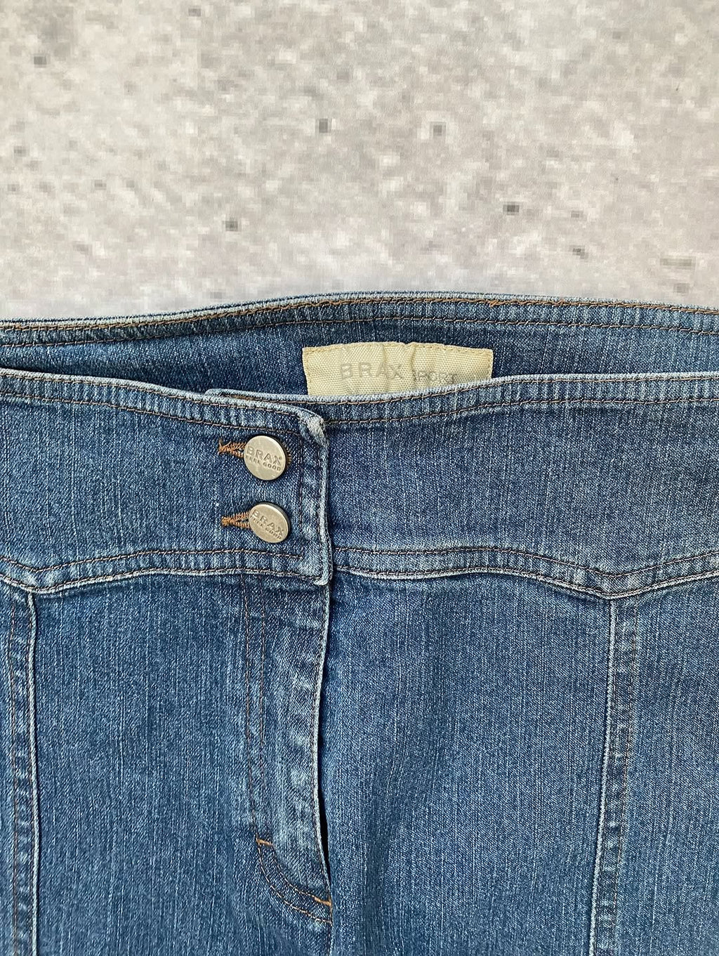 High Waist Y2k Embroidered Jeans For The Girlies With Thin W — image 3