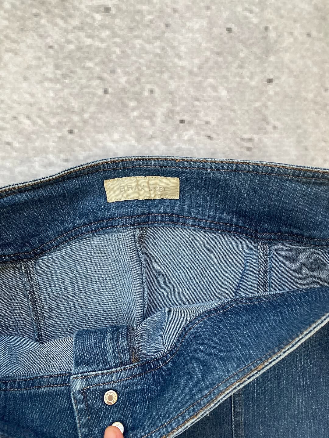 High Waist Y2k Embroidered Jeans For The Girlies With Thin W — image 4