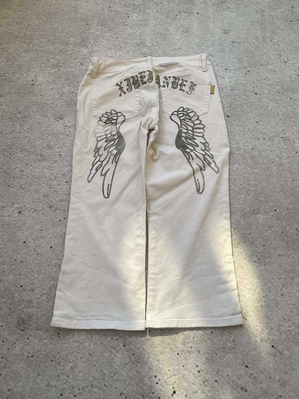 Insane Y2k White Capris for 22$ ⚡️