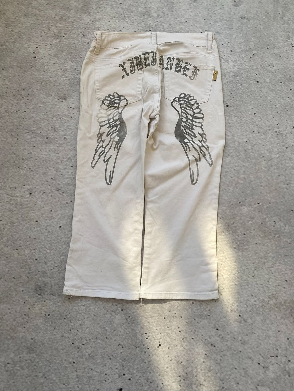 Insane Y2k White Capris  ⚡️ — image 4