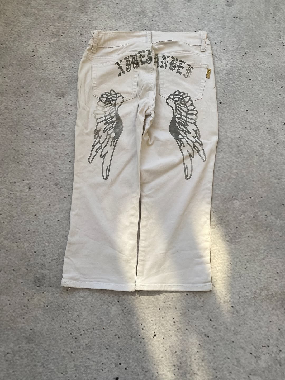Insane Y2k White Capris  ⚡️ — image 4