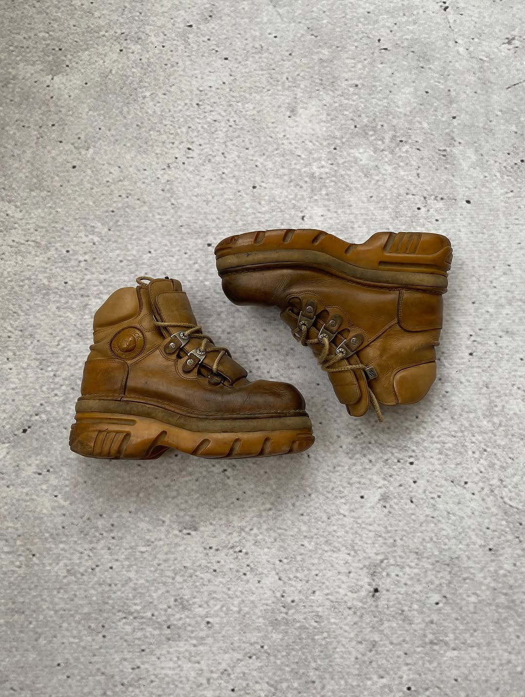 New Rocks Boots  ⚡️ — image 2