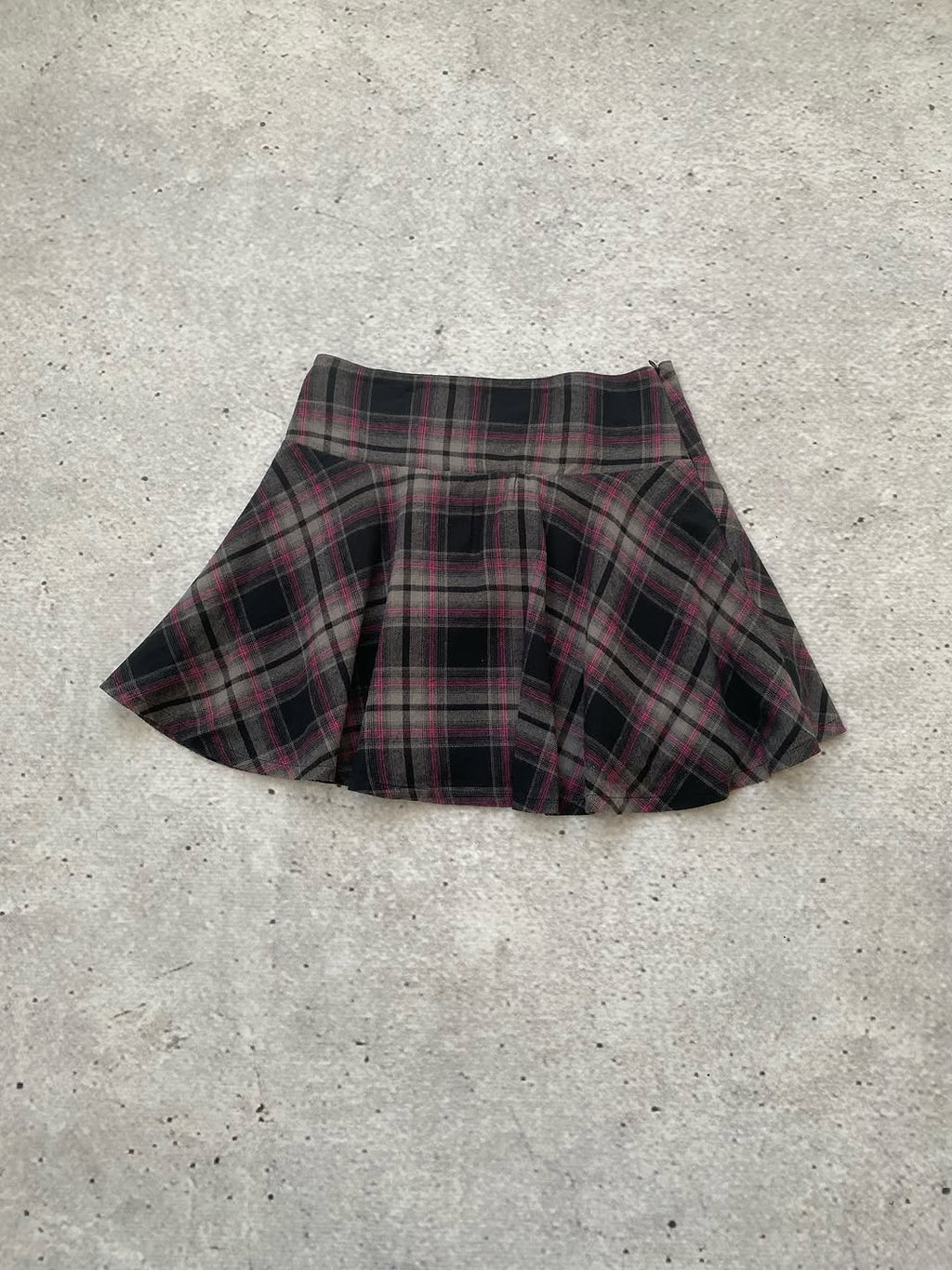 Kunty Office Siren Plaid Skirt  ⚡️ — image 3