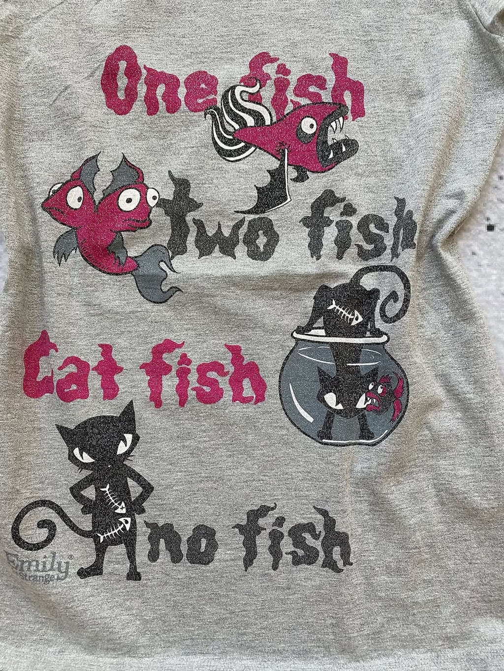 No Fish 🐟 Glitter Tee  ⚡️ — image 2