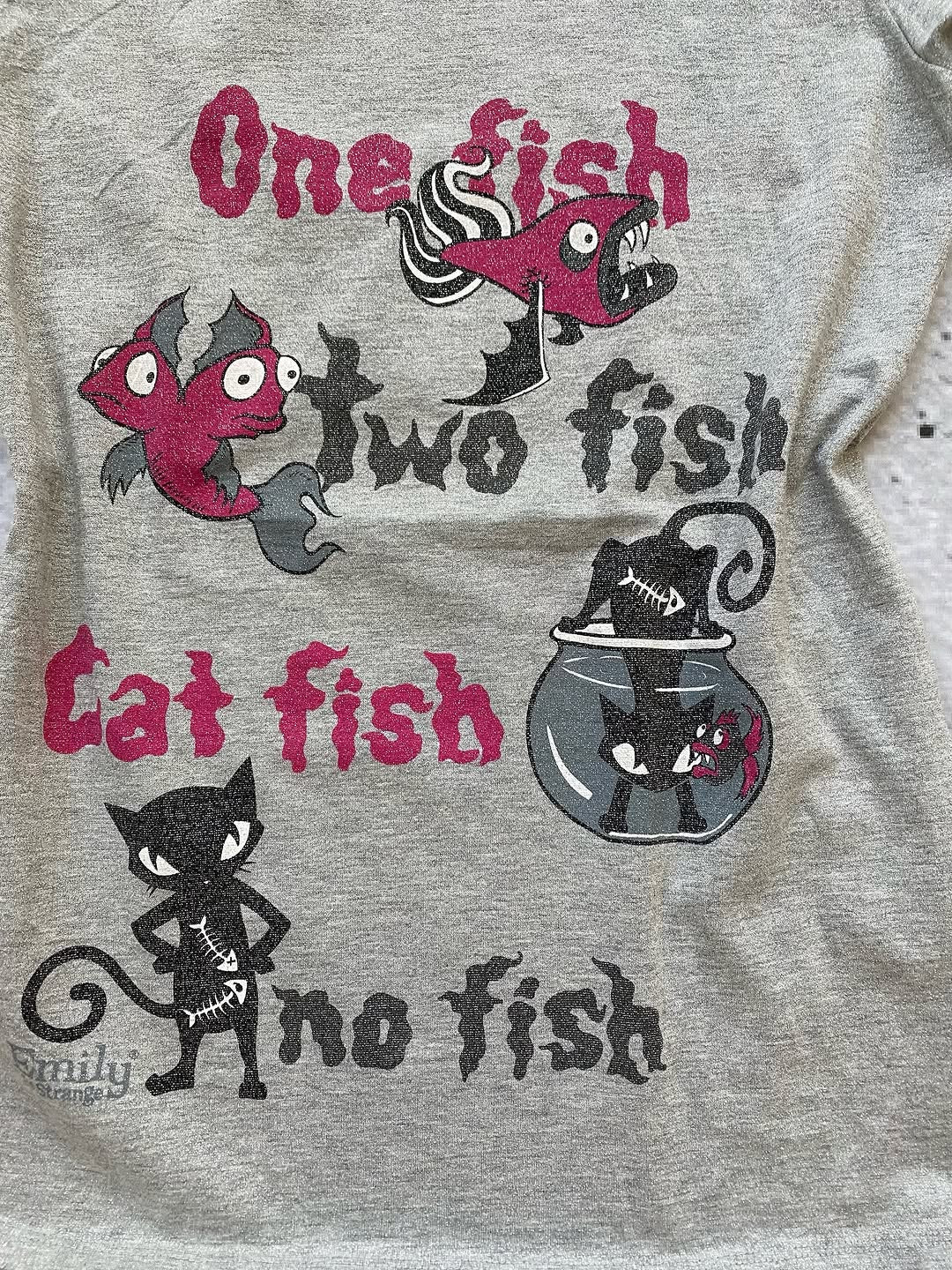 No Fish 🐟 Glitter Tee  ⚡️ — image 2