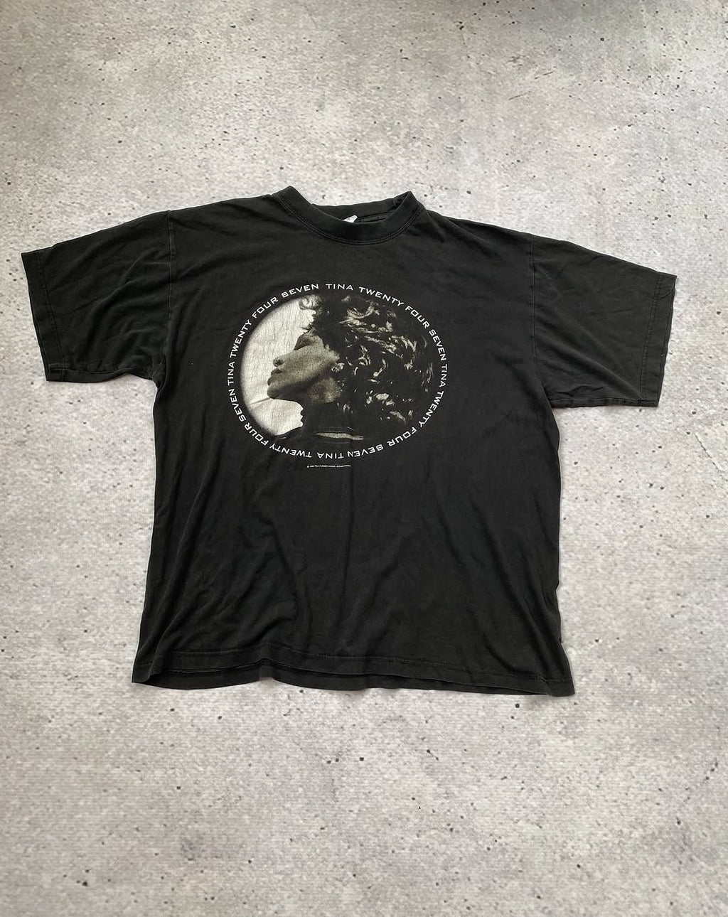 Diesel Vintage Tina Turner 2000’s Tour Tee for 30$ ⚡️ A COLL