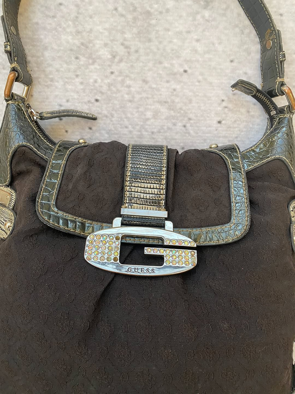 GUESS Insane Y2k Bag  ⚡️ — image 6