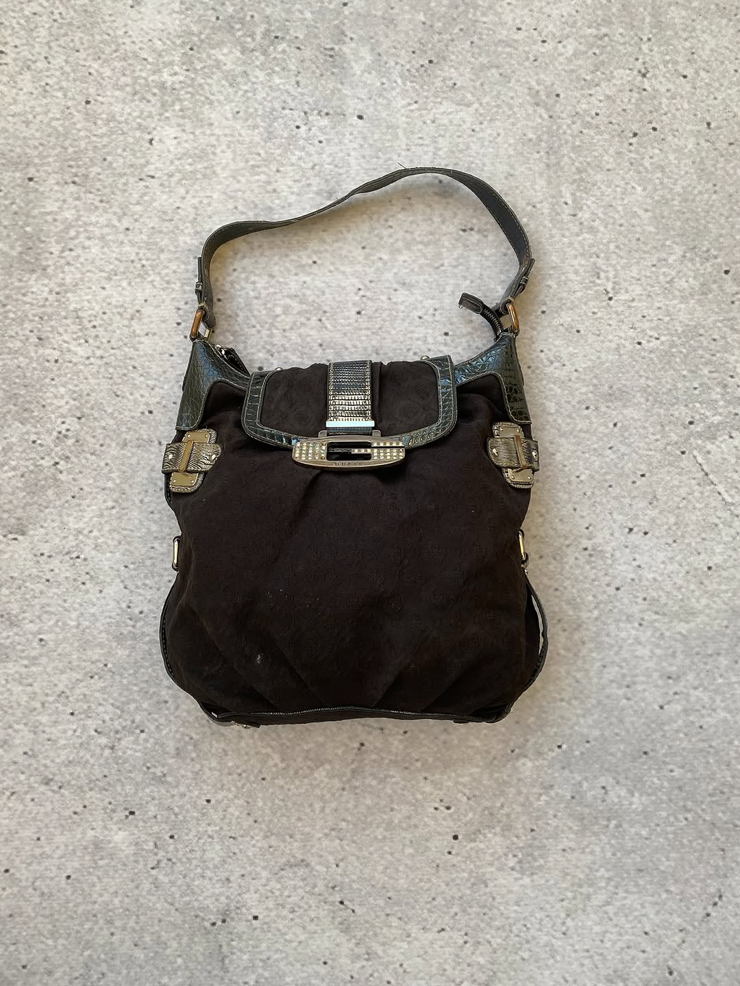 GUESS Insane Y2k Bag for 50$ ⚡️
