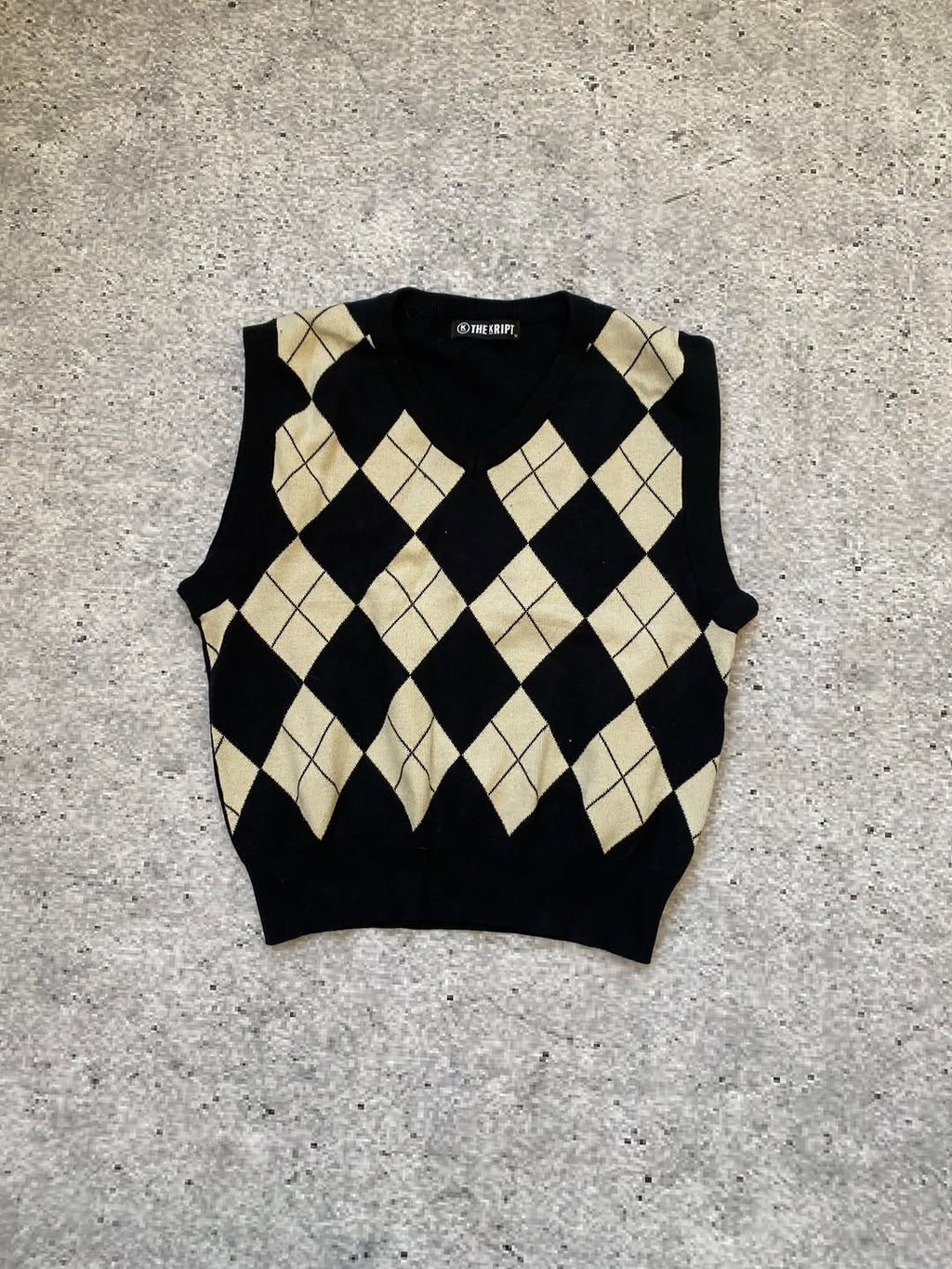 The Kript Argyle Knit Vest for 28$ ⚡️