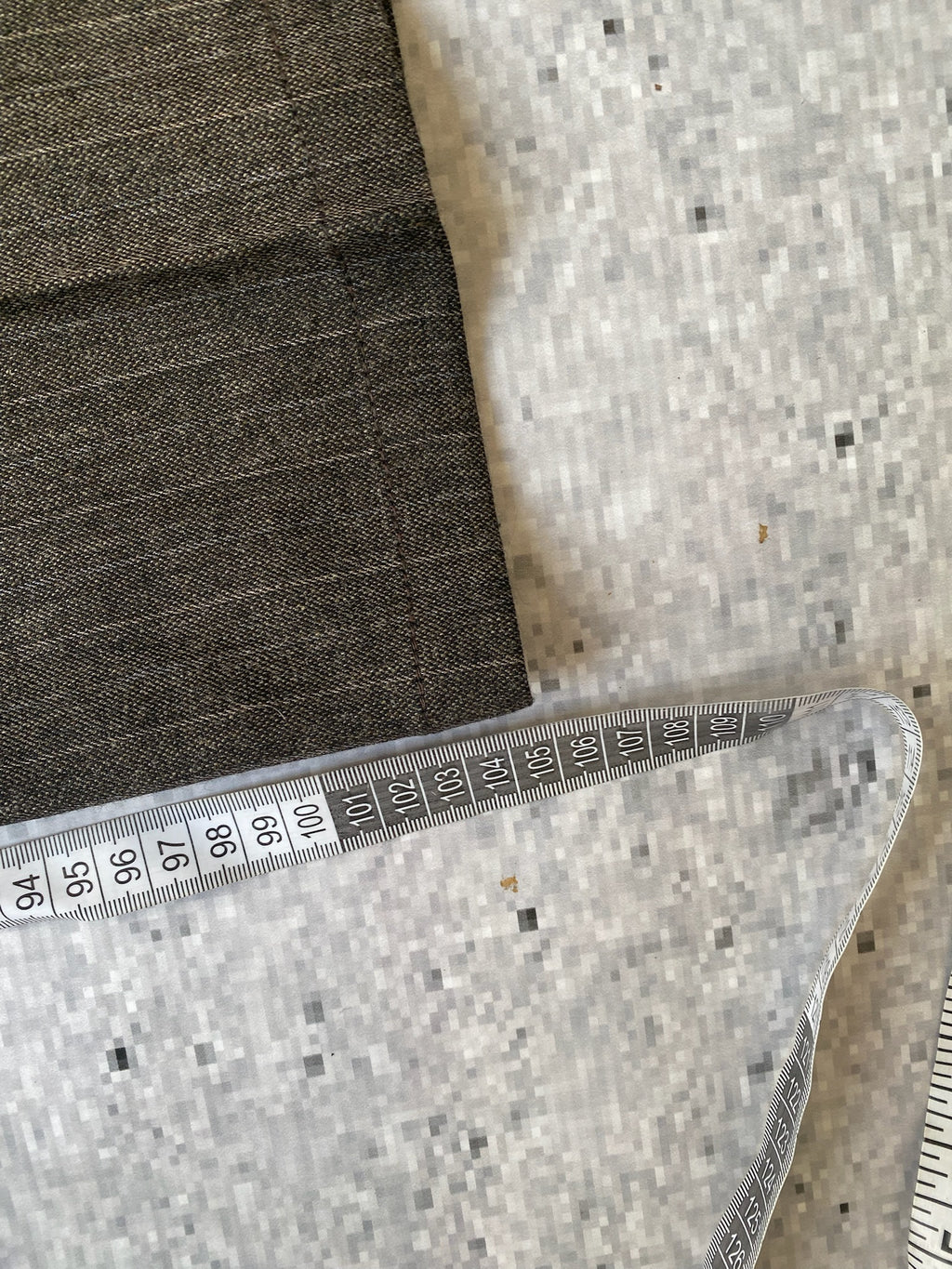 Armani Vintage Striped Pleated Wool Men Trousers