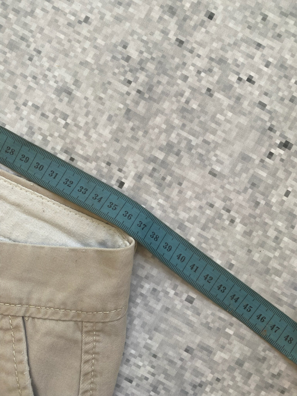 A&F Low Waisted Beige shorts