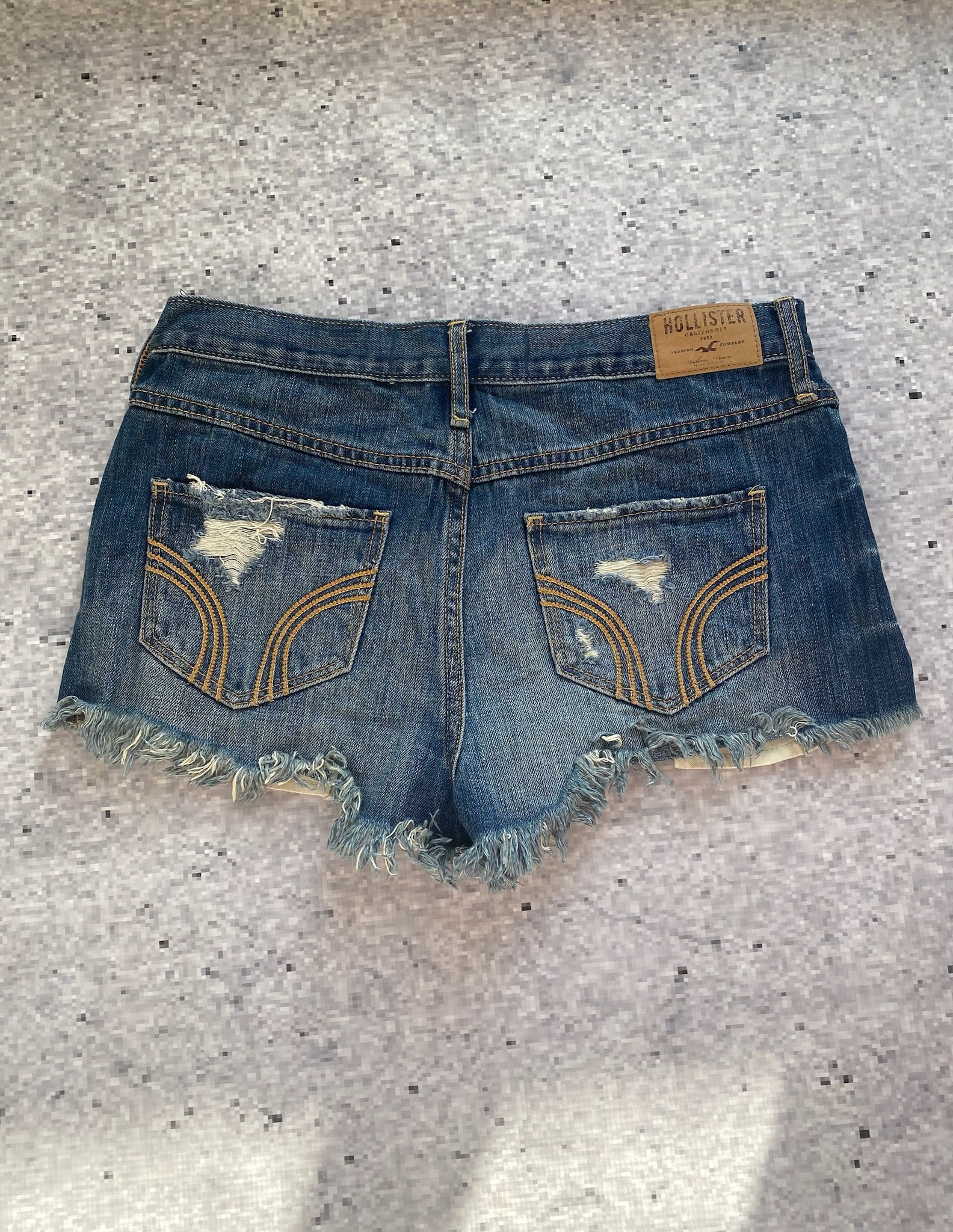 2000s Hollister Microshorts