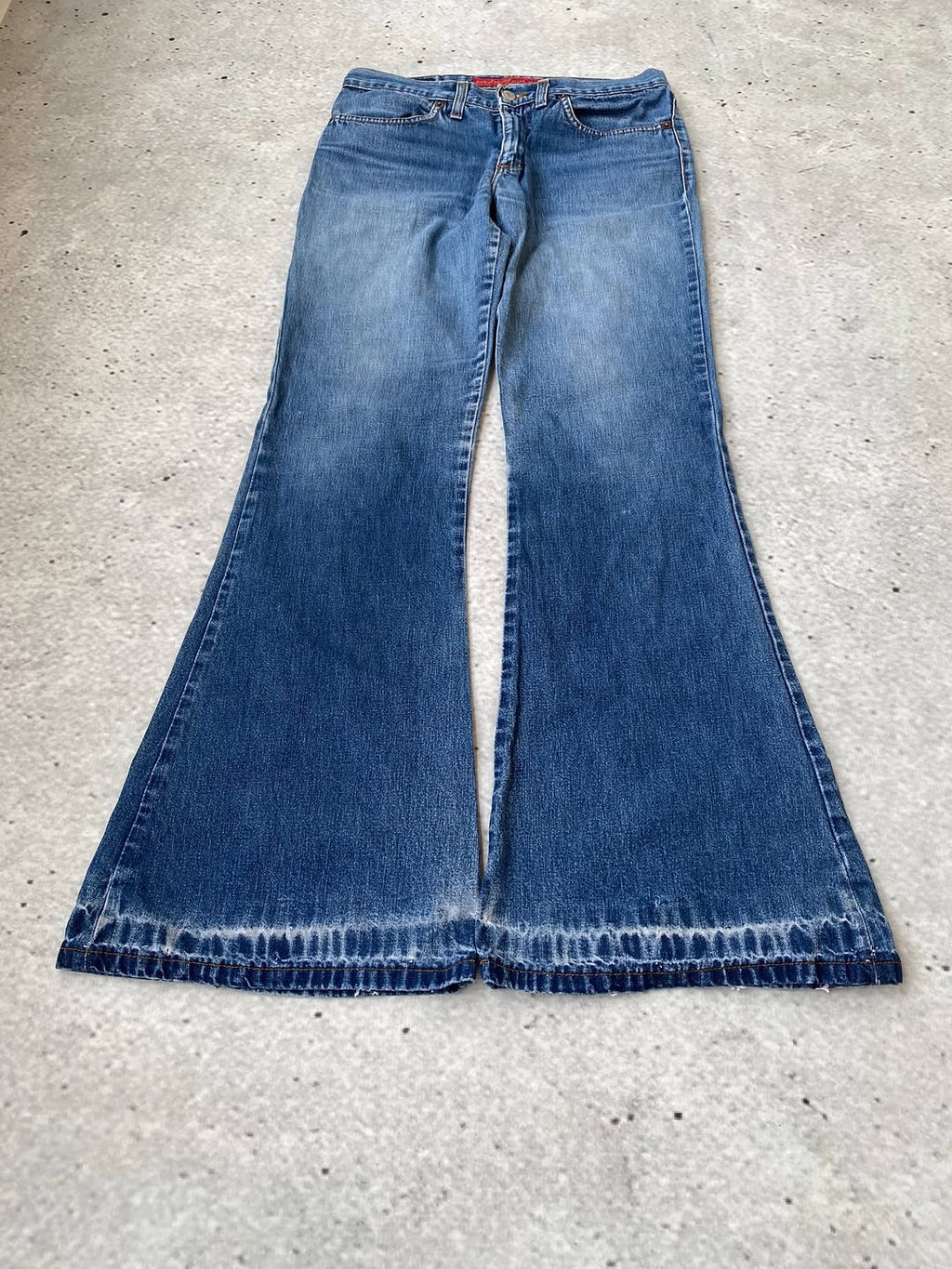 Unisex Bell Bottom Y2k Mid Waisted Bootcut Jeans for 34$ ⚡️