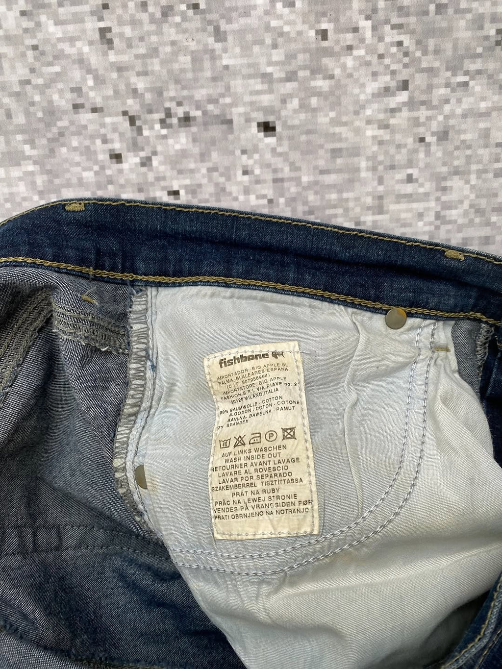 Bell bottom fishbone jeans — image 7