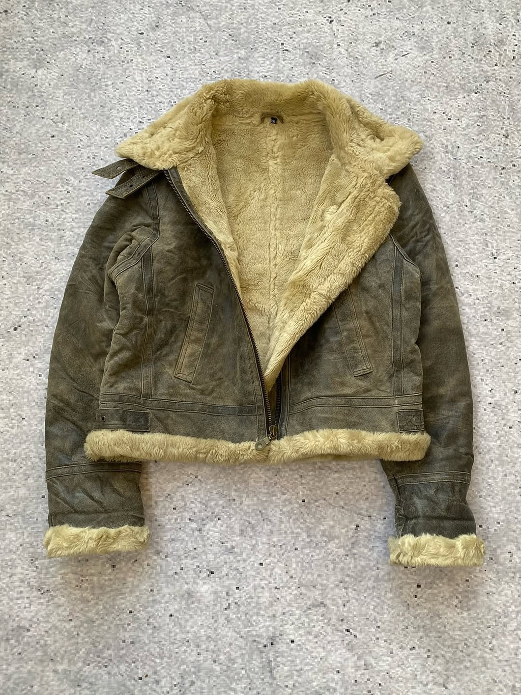 Resident Evil 4 Leon Kennedy Inspired Fur-Lined Jacket for 4 — image 4