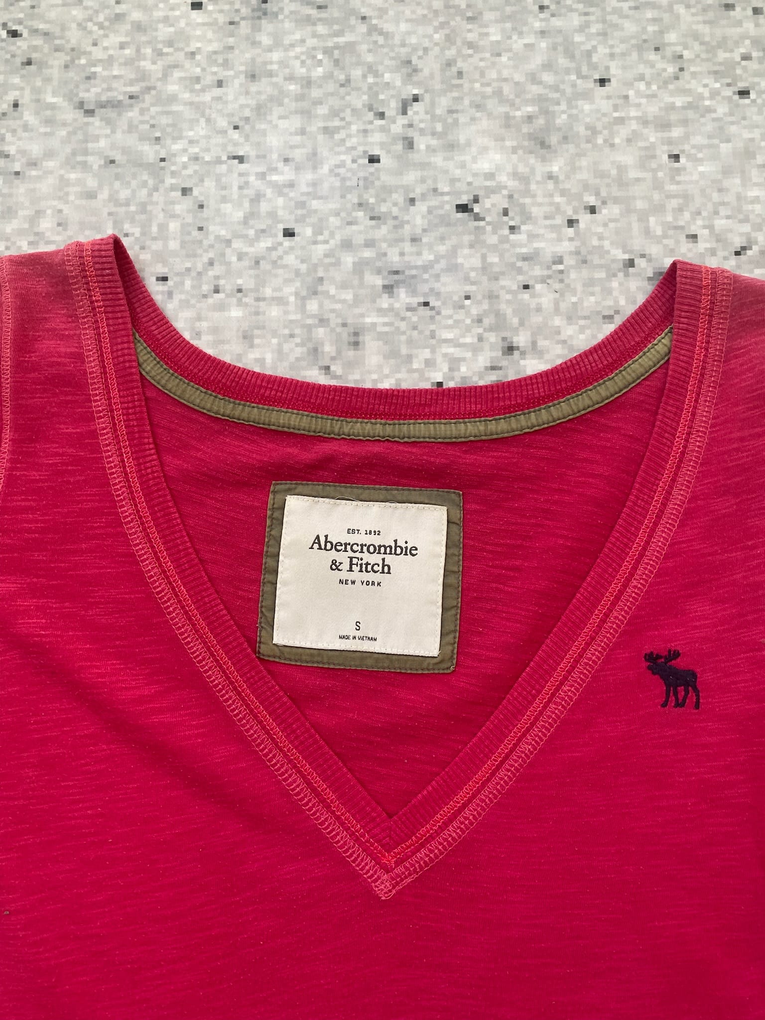 Abercrombie & Fitch V Neck Top